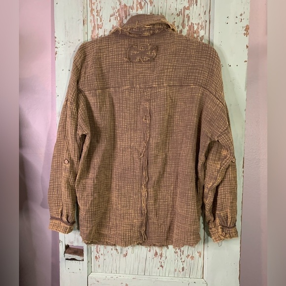 Women’s Zenana yellow tan long sleeve button down 100% cotton gauze - Picture 4 of 6